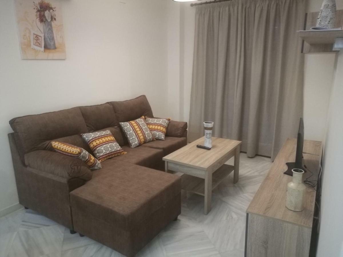 Apartamentos Edificio Vicente Малага Экстерьер фото