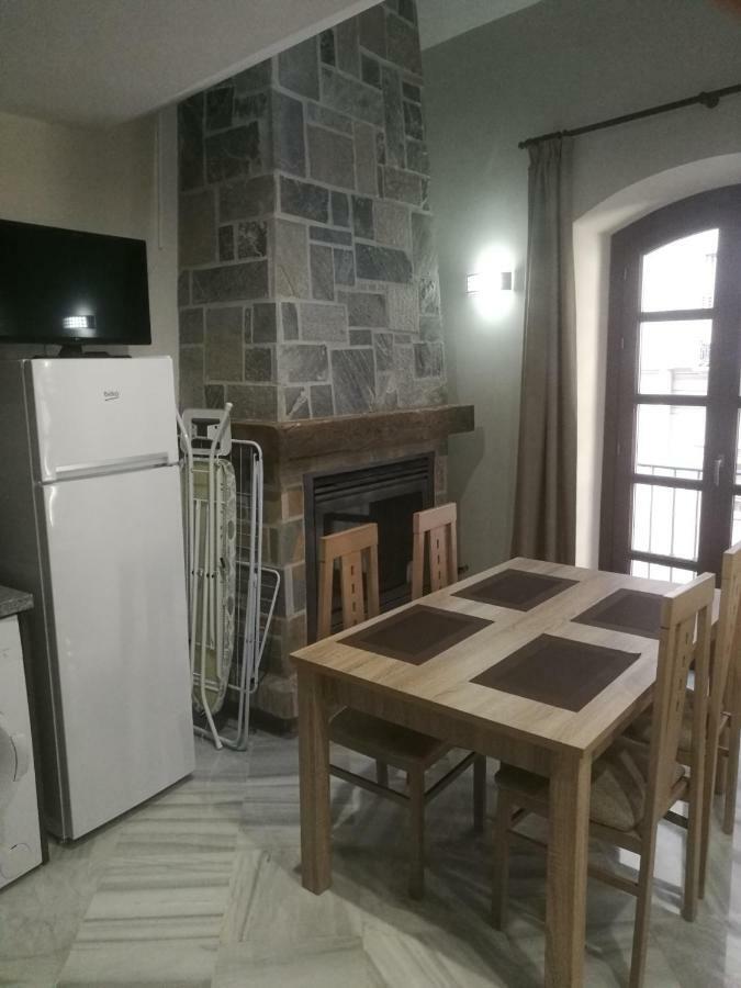 Apartamentos Edificio Vicente Малага Экстерьер фото